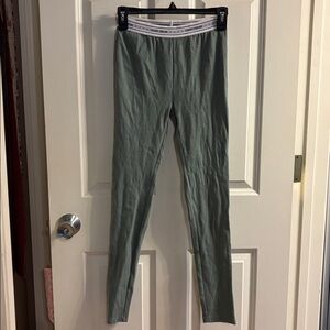 Size Small Teddy Fresh Sage Women’s Classic Rib Leggings
